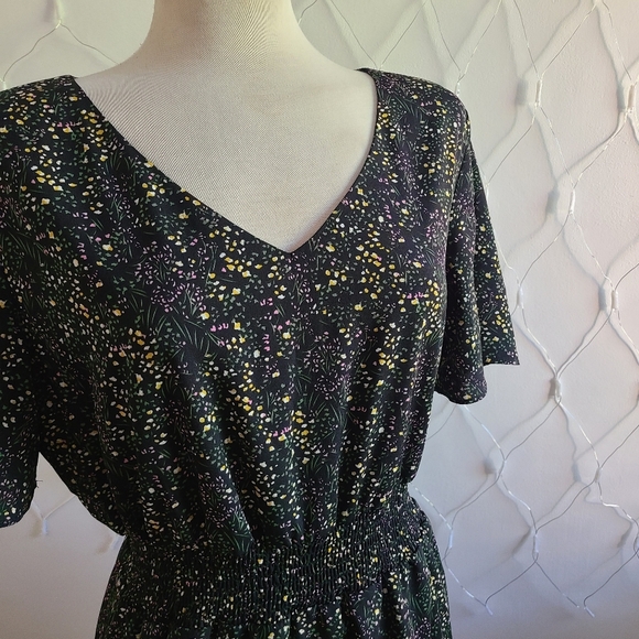 Floral Dress by Gardenwed / Size 2X / Dark Colors - Picture 2 of 7